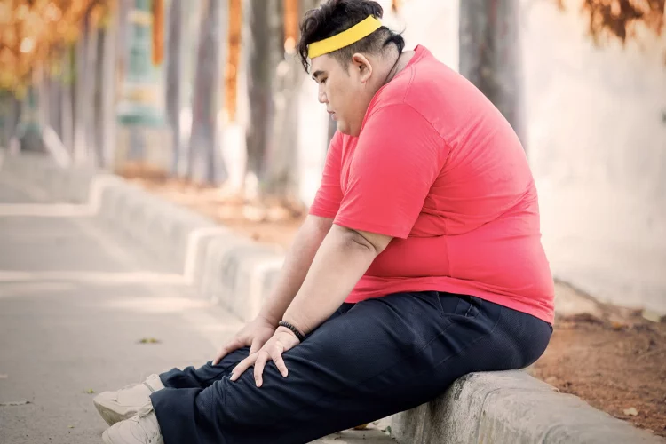 Obezite Tedavisinde Yeni Yaklaşım: Tüp mide ameliyatıyla sağlıklı kilo yönetimi