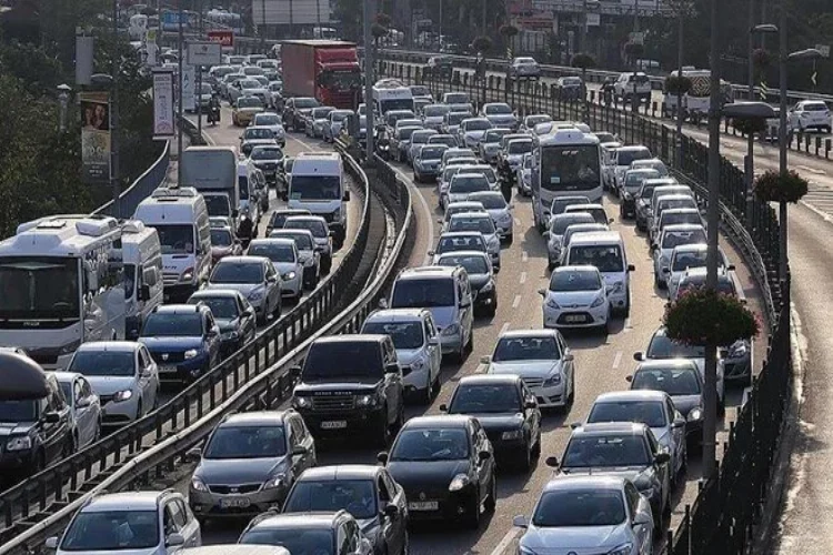 Araç sahipleri dikkat: Trafik sigortasına zam yolda mı?