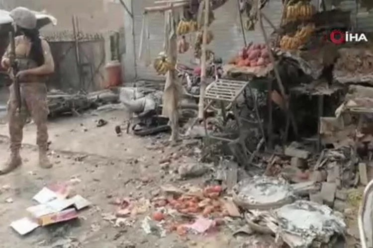 Pakistan’da 2 eyalette bombalı saldırı: 19 kişi ölü