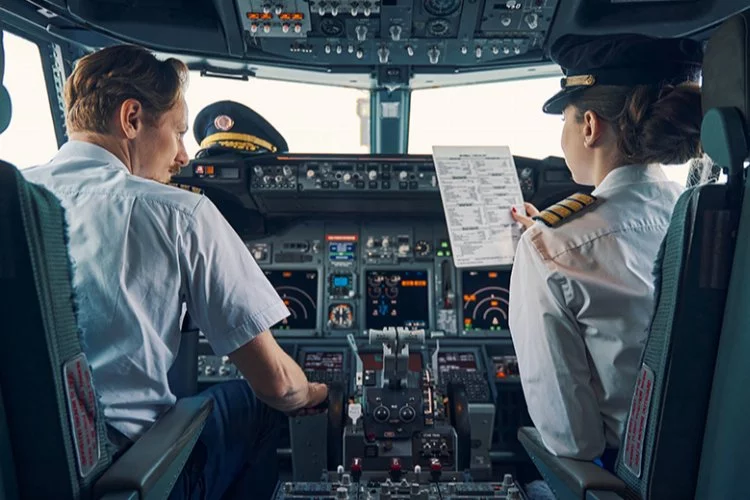 Pilot maaşları 2024 yılında ne kadar oldu? Pilotlar ne kadar maaş alır?
