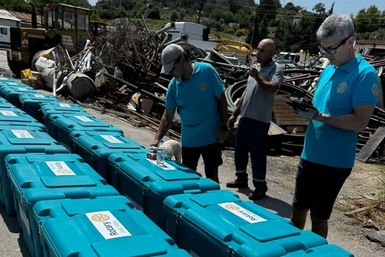 Rotary 2440, 100 deprem kiti hazırlandı