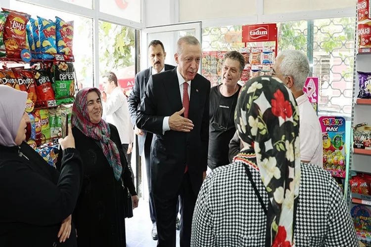 Cumhurbaşkanı Erdoğan, Üsküdar'da vatandaşlarla bir araya geldi
