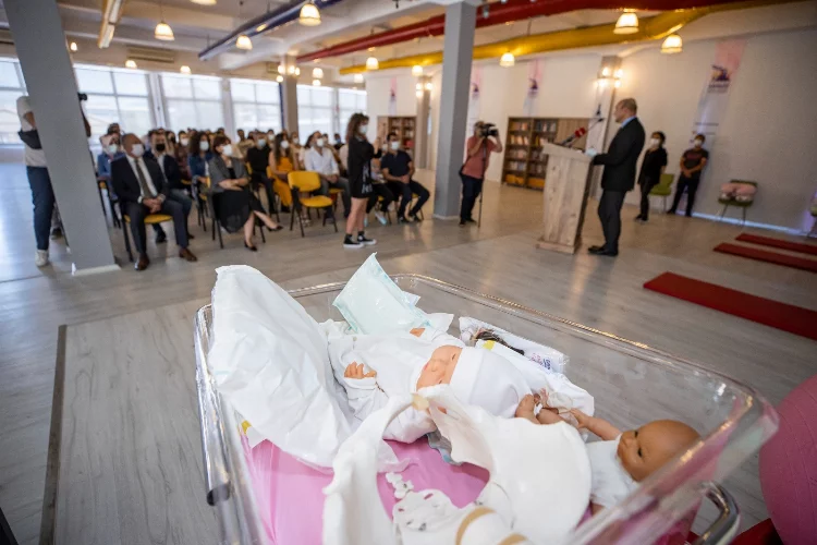 Büyükşehir Belediyesi’nden anne adaylarına Gebe Beslenme Paketi