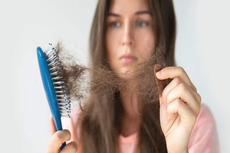 Saç dökülmesi neden olur? Saç dökülmesine ne iyi gelir?