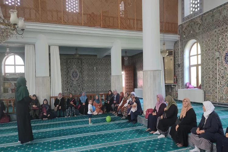 Kütahya’da Umre'ye gidecek kadınlara seminer