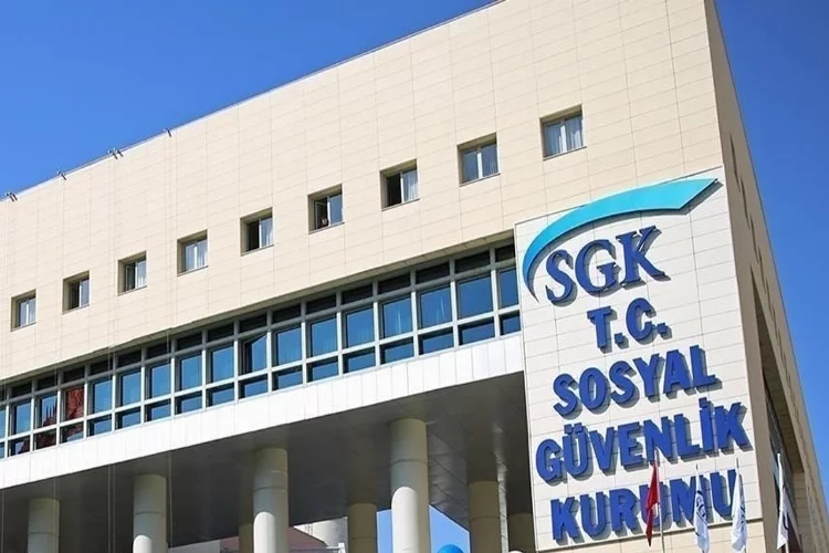 Bakan Işıkhan: SGK'ye 1392 sözleşmeli personel alınacak