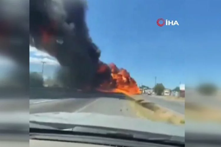 Şili'de uçak otoyola düştü: Ölü ve yaralılar var