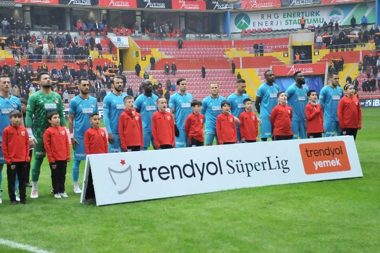 Sivasspor ligdeki başarısını arttırdı