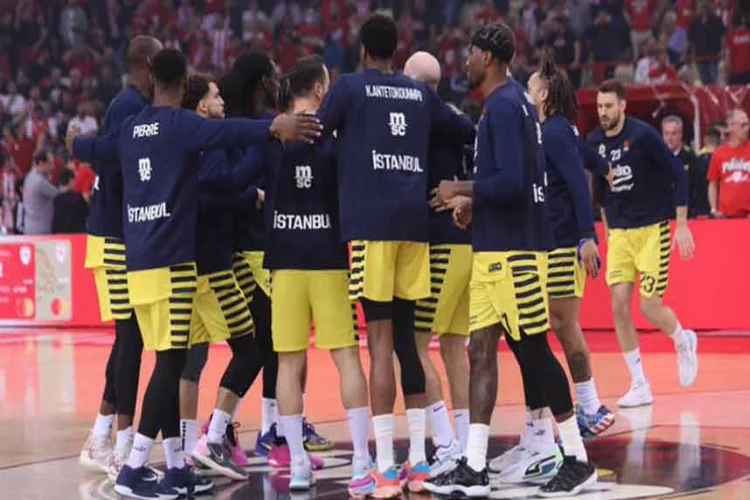 Fenerbahçe, Final Four biletini son maçta kaçırdı