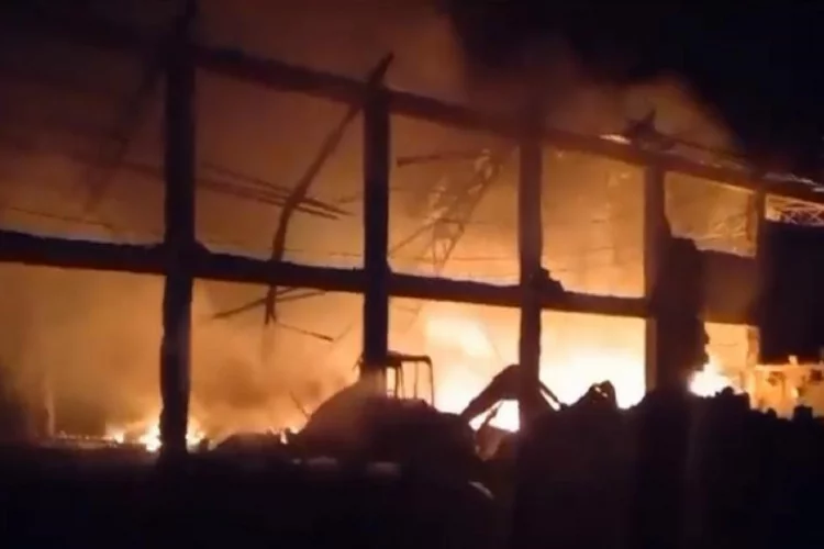 TSK, terör örgütüne ait çimento fabrikası böyle vurdu