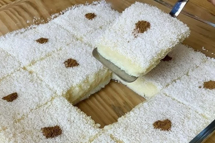Sütlü irmik tatlısı tarifi: Mutfak Bahane sütlü irmik tatlısı nasıl yapılır?