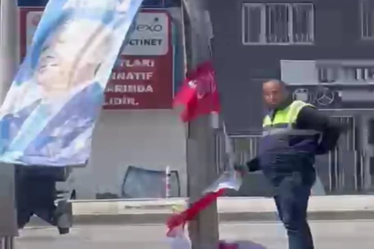 AK Partili Hızal’dan, afiş sökümüne tepki