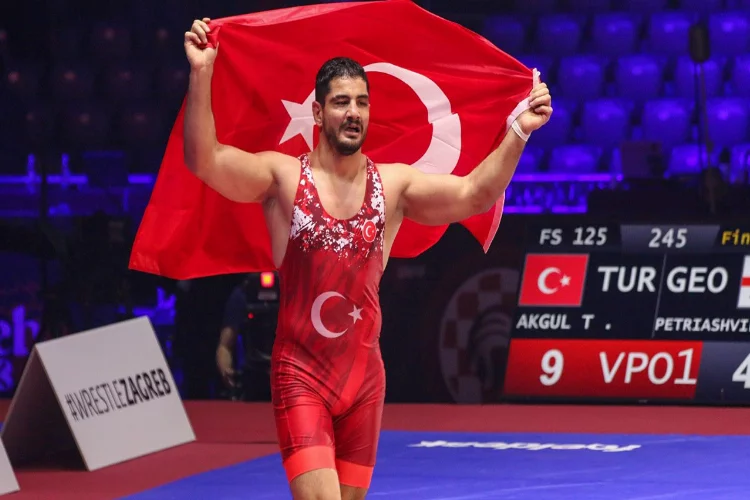Milli güreşçi Taha Akgül, yeni hedefini açıkladı
