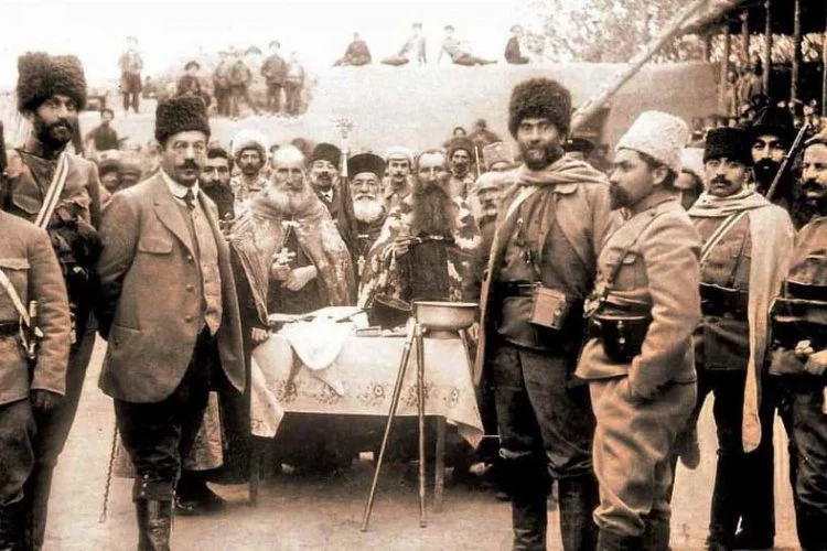 Tarihçi yazardan arşiv araştırması:1915 yılında Türklere soykırım yapıldı!