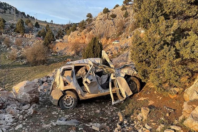 Karaman'da takla atan cipteki 5 kişi hayatını kaybetti
