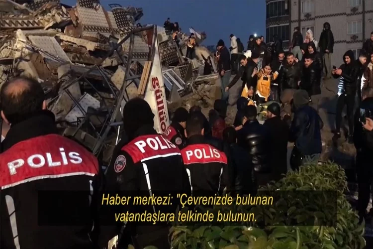 Pazarcık'ta polisin vatadaşlarımızı kurtarma ve açık alanlara yönlendirme gayreti telsiz konuşmasında