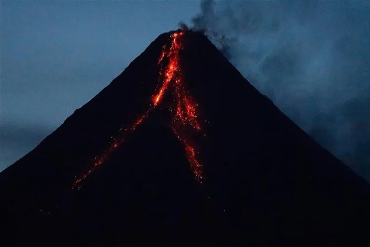 Filipinler'de volkanik akıntı aylarca devam edebilir