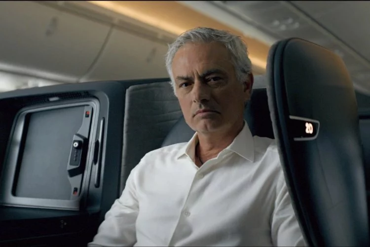 THY reklam filminde ünlü teknik direktör Jose Mourinho'yu ağırladı: İzleyenler hayran kaldı