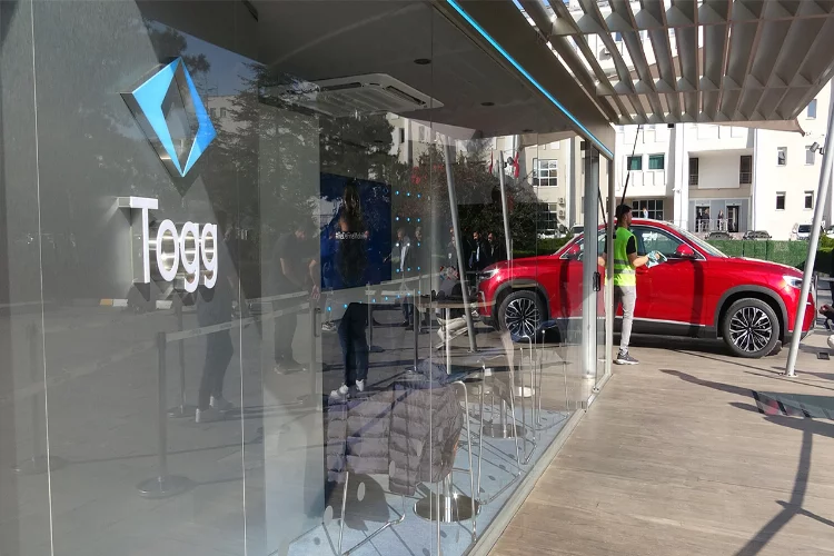 Togg, Van'da mobil deneyim merkezi açtı