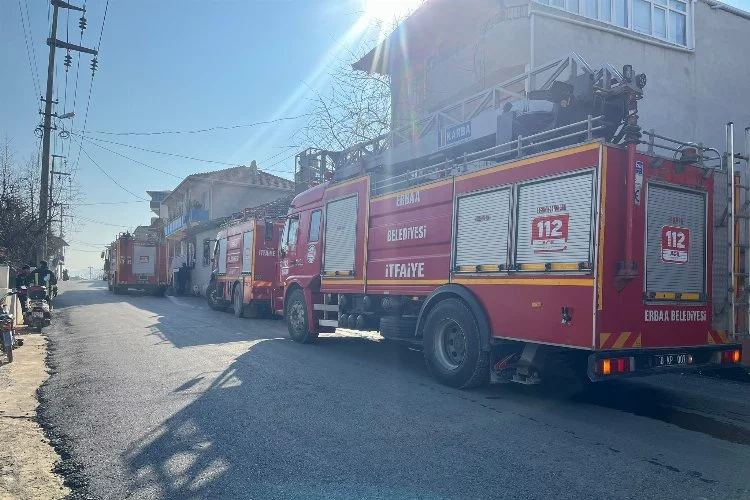 Tokat'ta yangın: Tek katlı ev alevlere teslim oldu