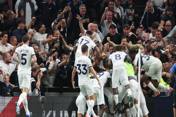 Tottenham, 7. kez Premier Lig’de lider