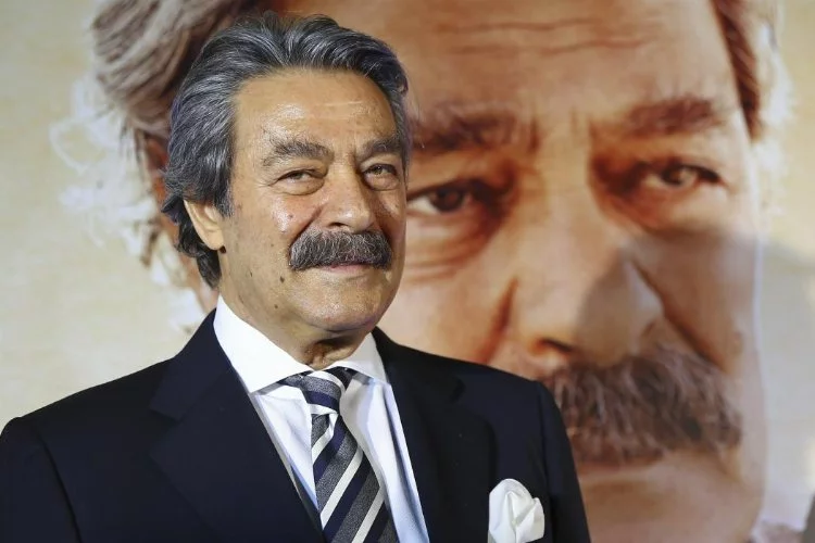 Türk sinemasının ünlü oyuncusu Kadir İnanır hastaneye kaldırıldı