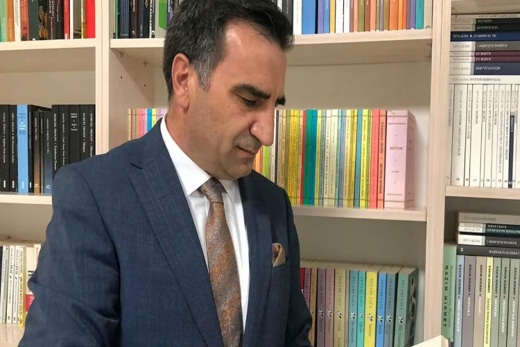 Murat Ertaş; İlk Türkçe Mevlidi Erzurumlu Kadı Darir yazdı