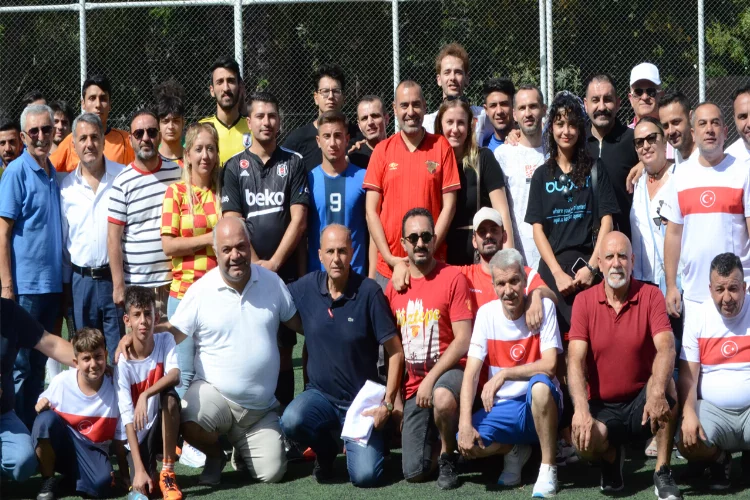 CHP Konak 100. Yıl Mini Futbol Turnuvası’nda ilk düdük çaldı