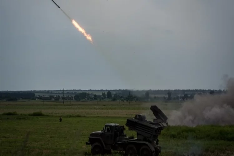 Ukrayna, ülkenin güneyinde Rus güçlerine karşı saldırı başlatıldığını duyurdu