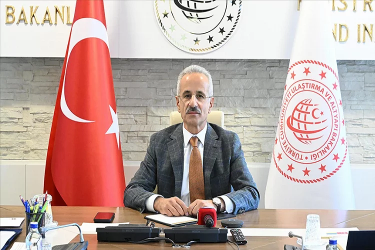 Bakan Uraloğlu: İsrail ve Filistin'deki Türk vatandaşlarının tahliyesi için hazırlığımız var