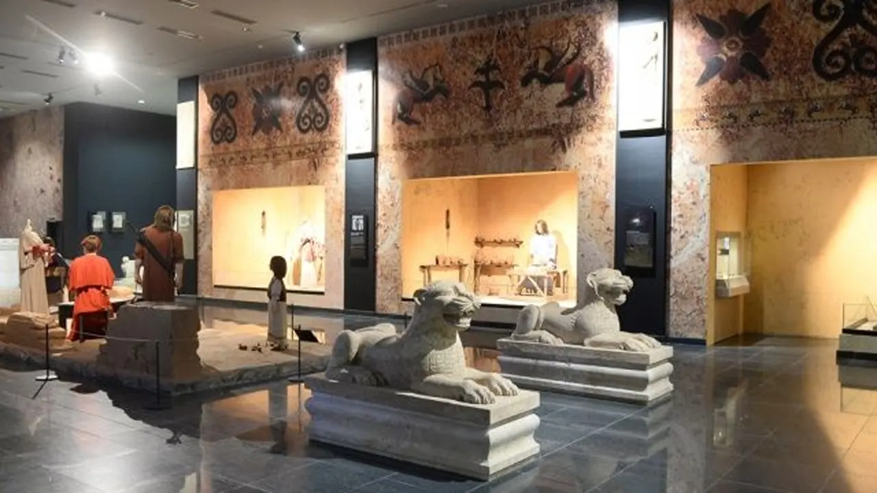 uşak arkeoloji müzesi