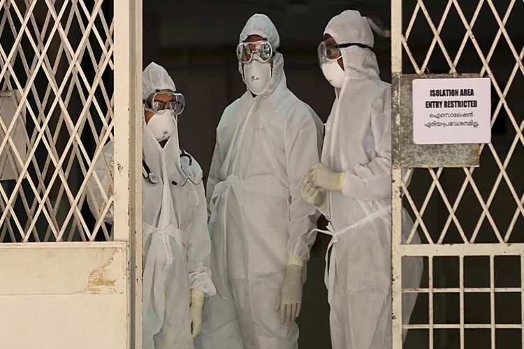 Hindistan’da Nipah virüsü alarmı
