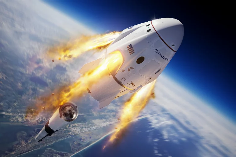 SpaceX kapsülü 5 ay sonra Dünya'ya döndü