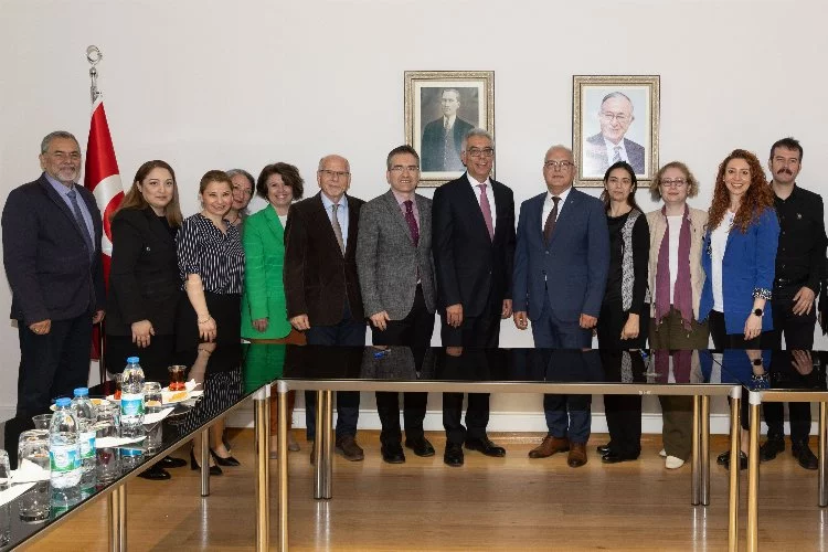 Yaşar'dan tarıma akademik destek