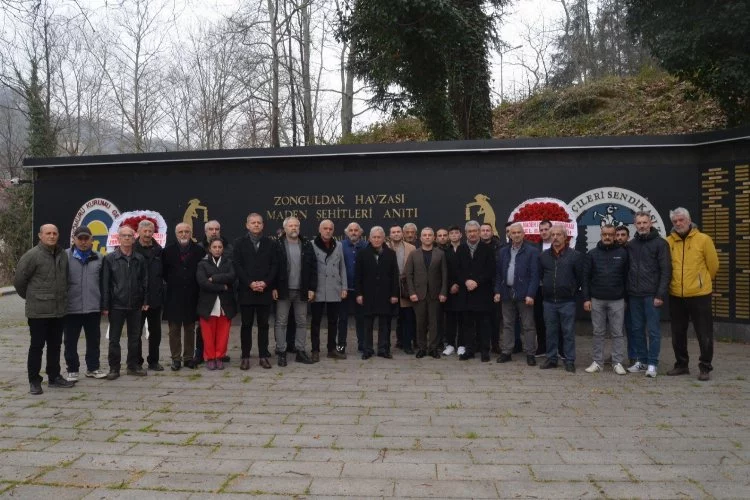 Zonguldak'ta 263 madenci için maden şehitleri anıtında tören